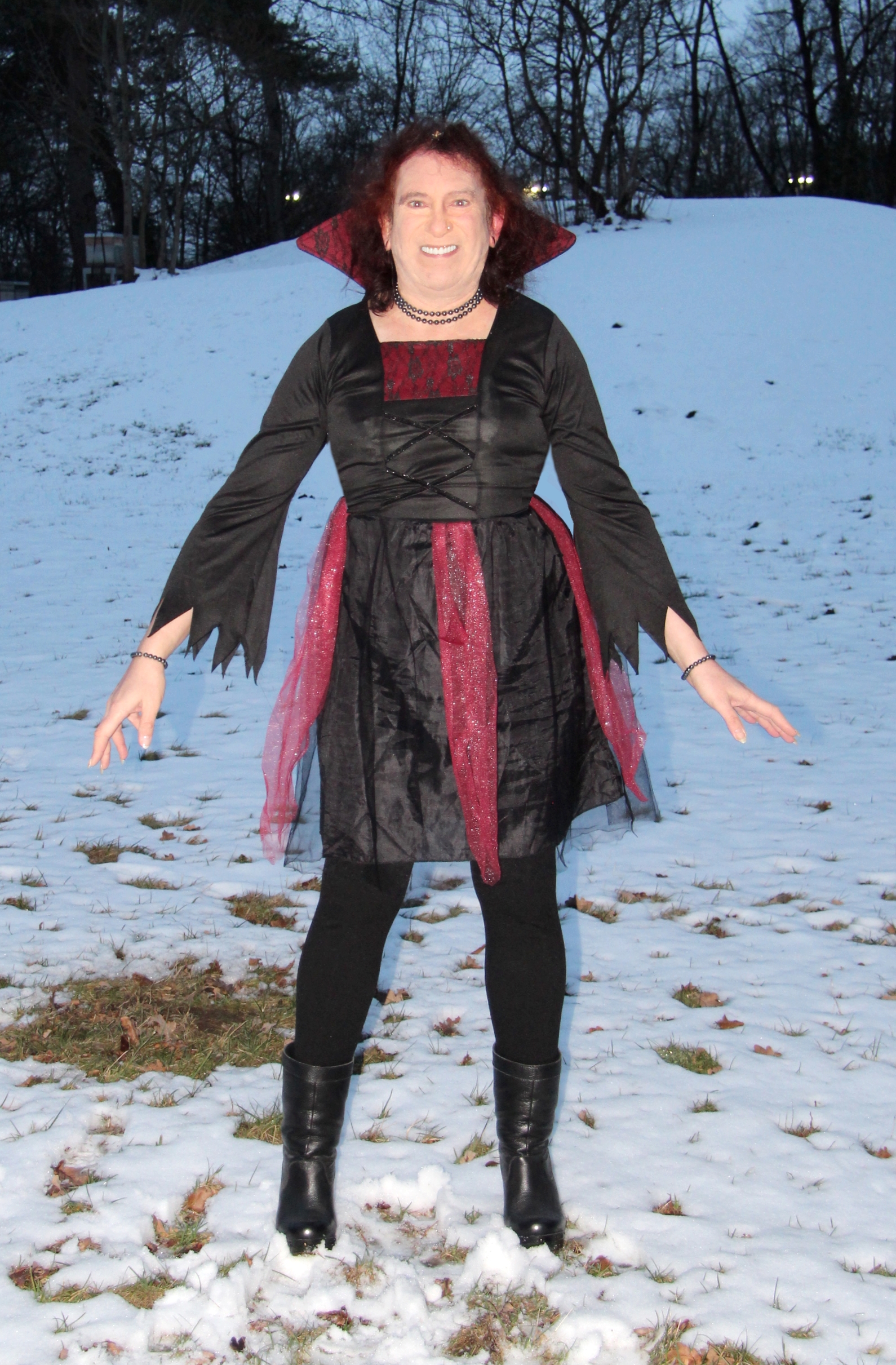 Uray Chris Waldgeist Naturgeist Frau Karneval Rosenmontag Natur Tanz Freude